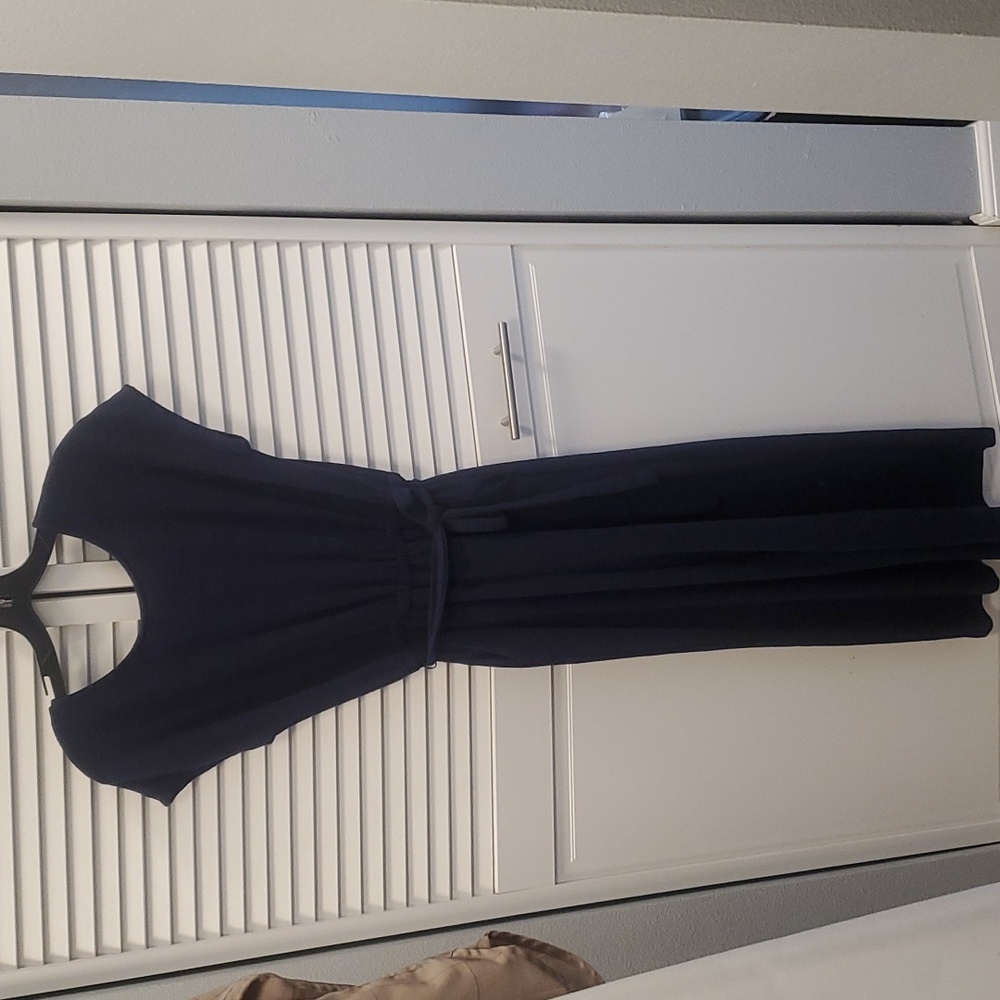 Old navy short sleeve, dolman jumpsuit navy blue sz xsm